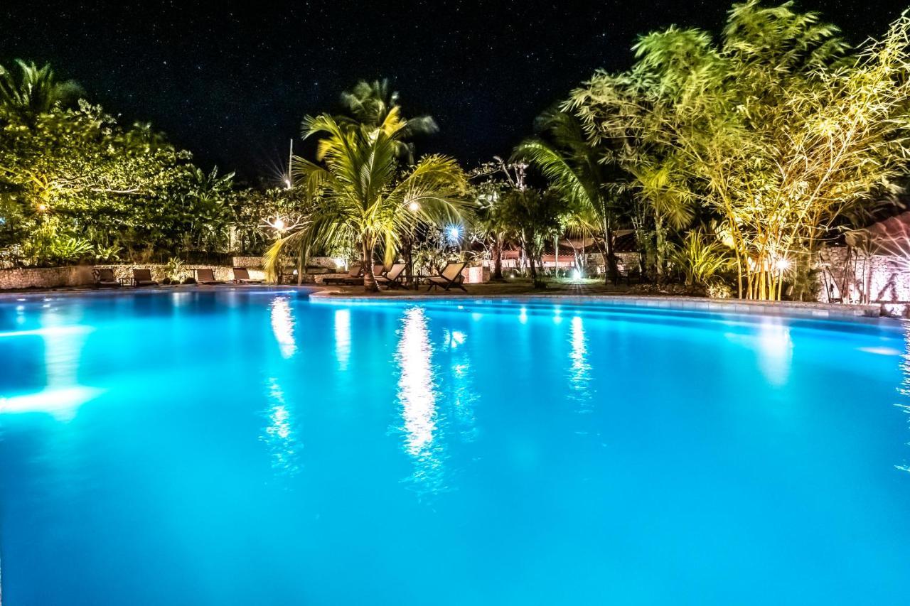 אנדה Island View Beachfront Resort מראה חיצוני תמונה
