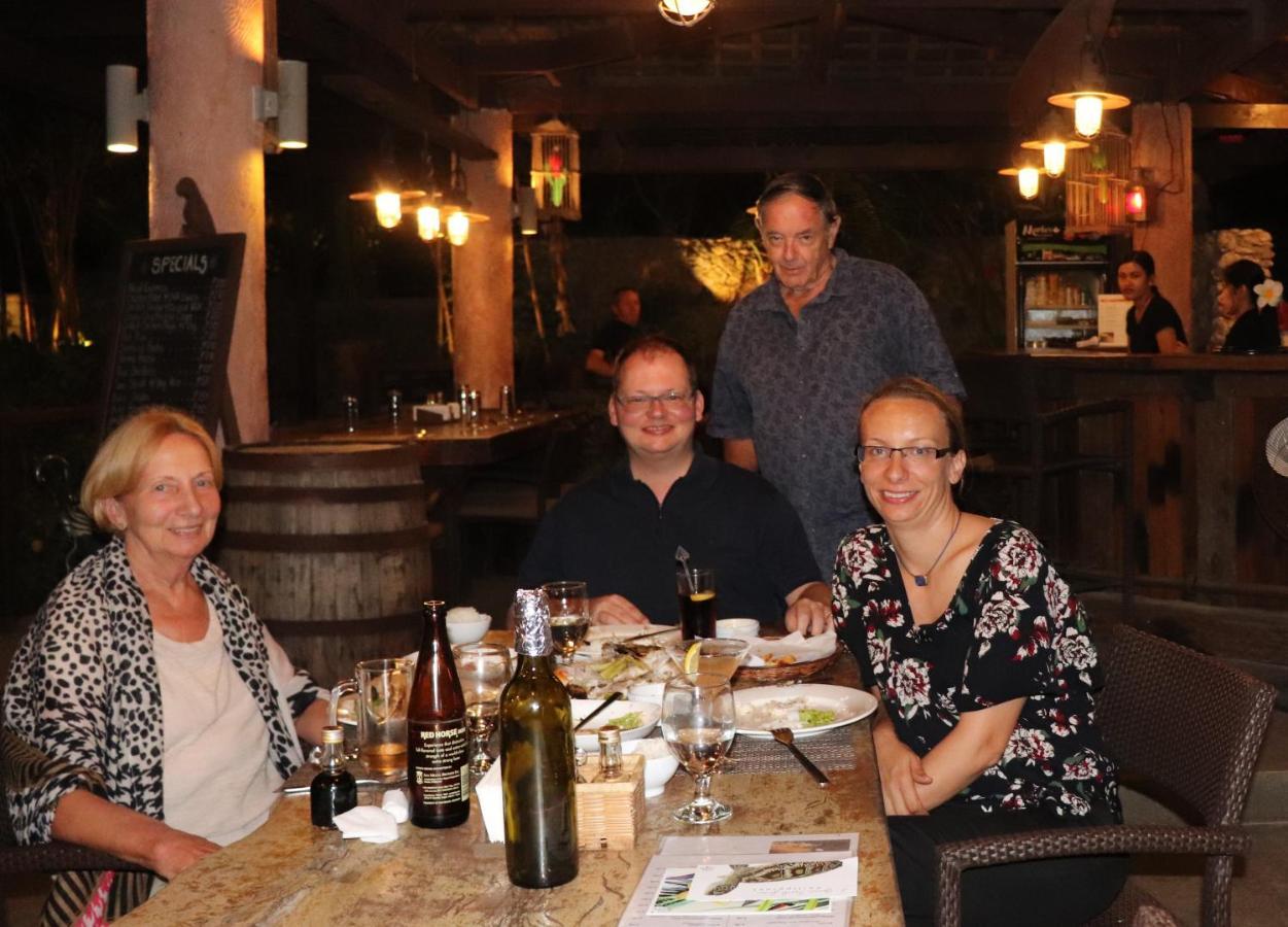אנדה Island View Beachfront Resort מראה חיצוני תמונה