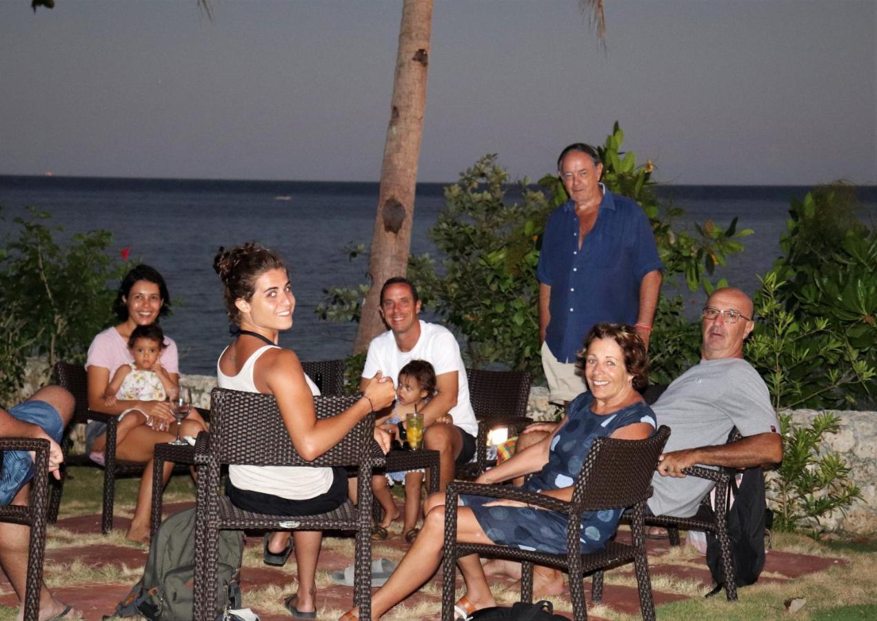אנדה Island View Beachfront Resort מראה חיצוני תמונה
