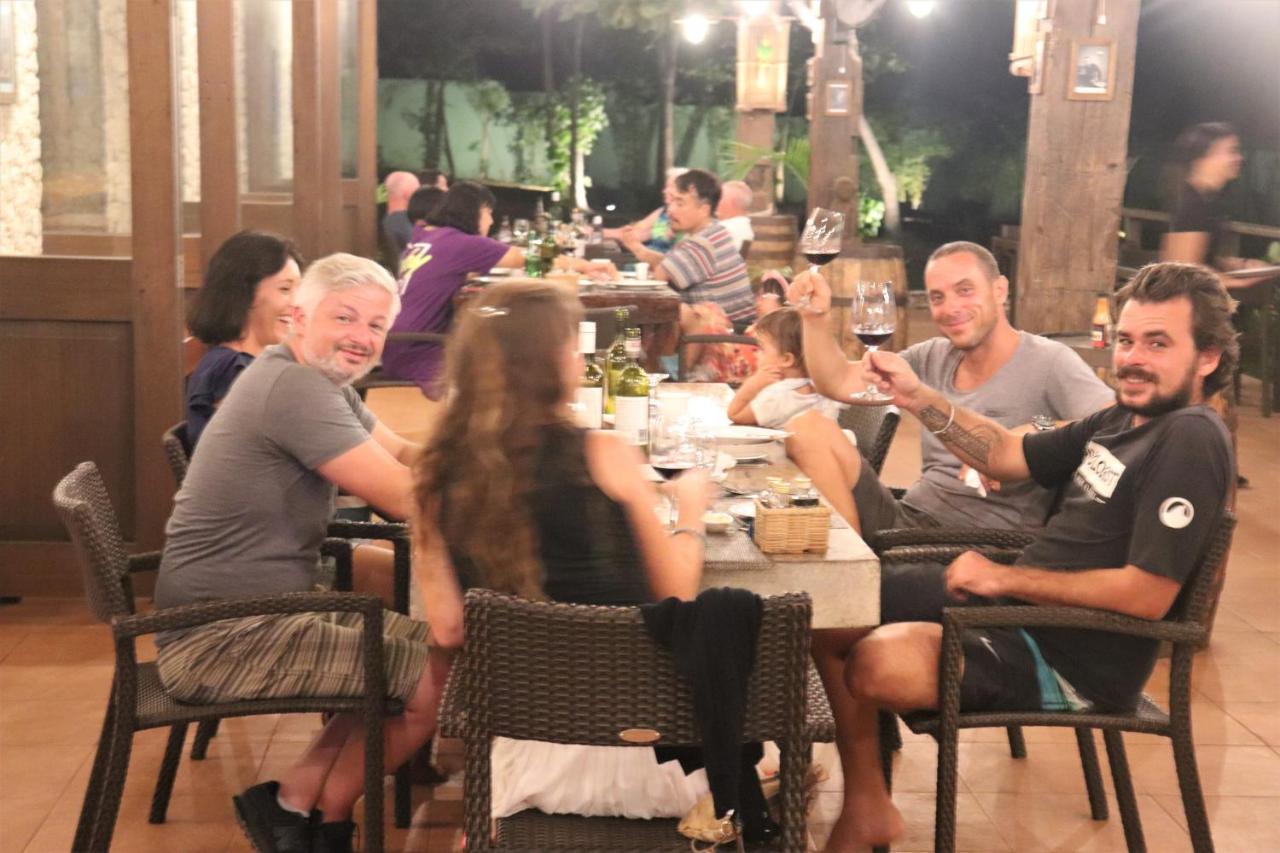 אנדה Island View Beachfront Resort מראה חיצוני תמונה