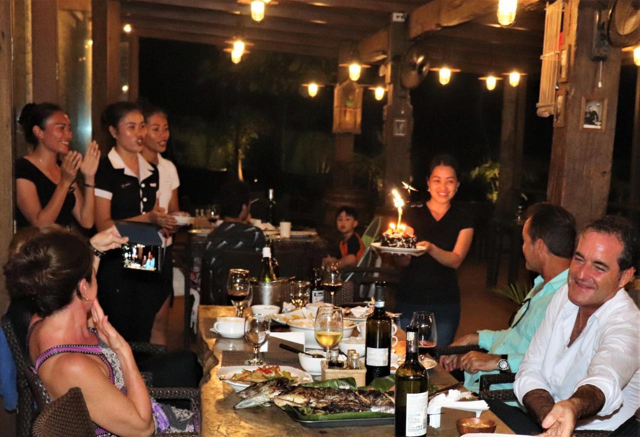 אנדה Island View Beachfront Resort מראה חיצוני תמונה